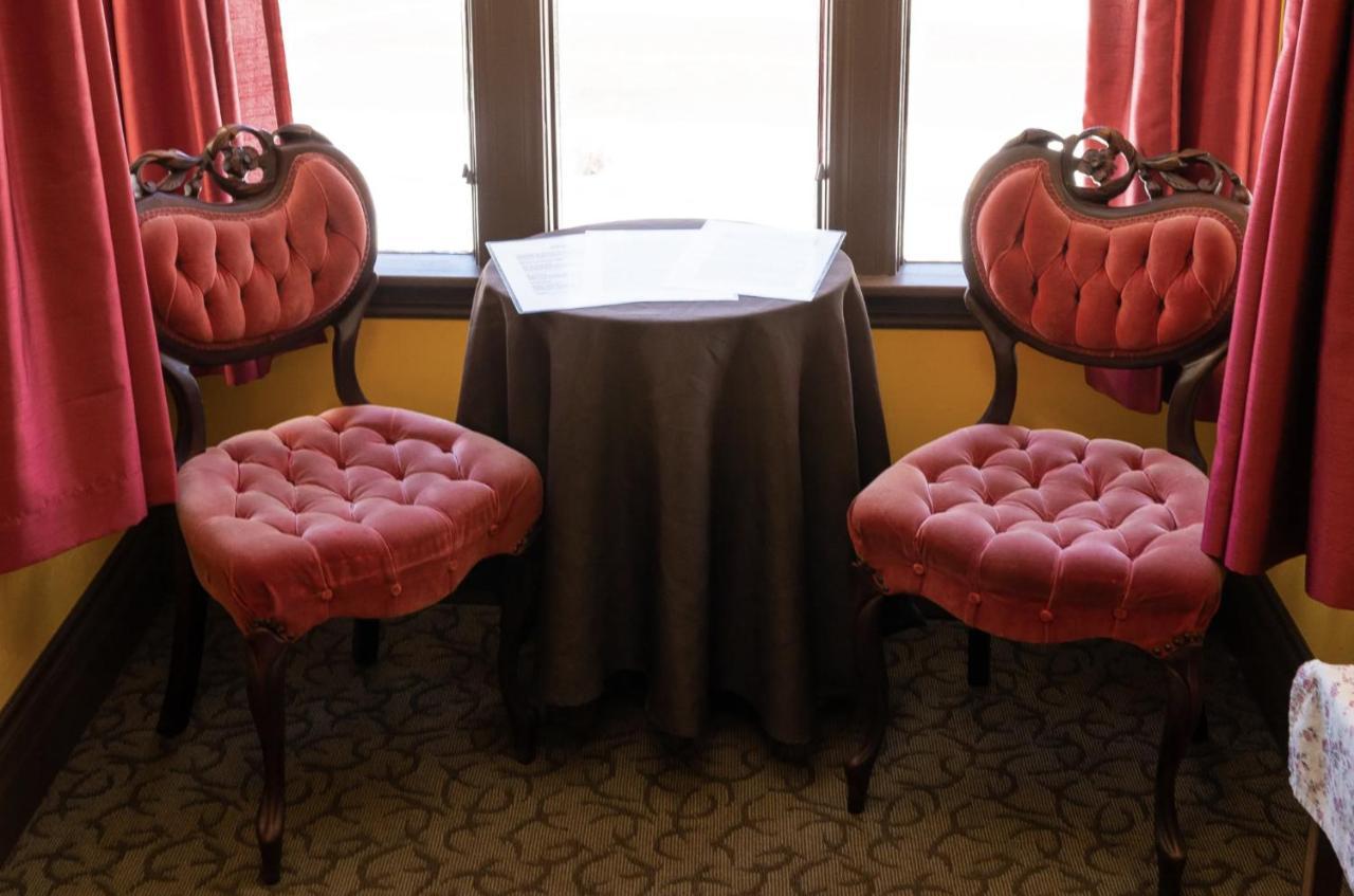 The Maple Inn Parrsboro 外观 照片