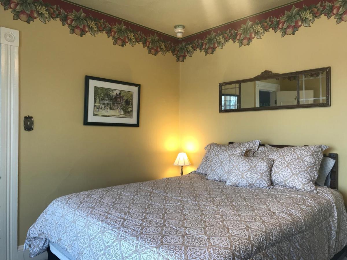The Maple Inn Parrsboro 外观 照片